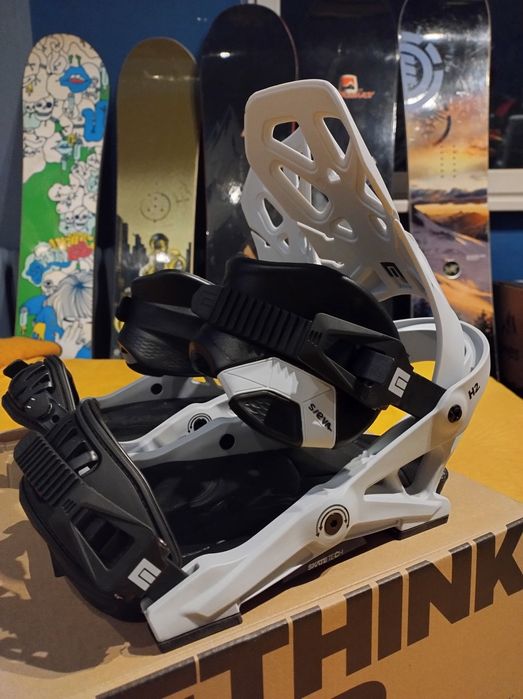 Okazja$ Nowe Wiązania Snowboardowe NOW Brigade L Freestyle Tribute!