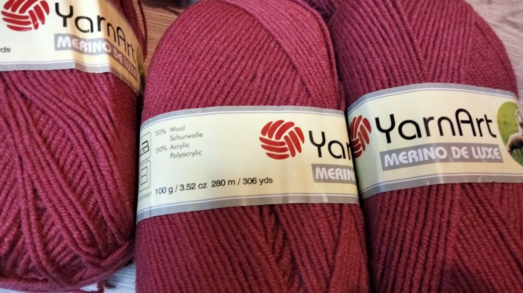 Продам пряжу Yarn Art merino de luxe 
50% вовна