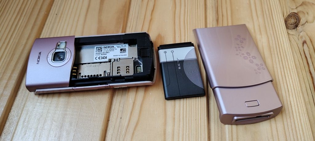 Nokia N72           .