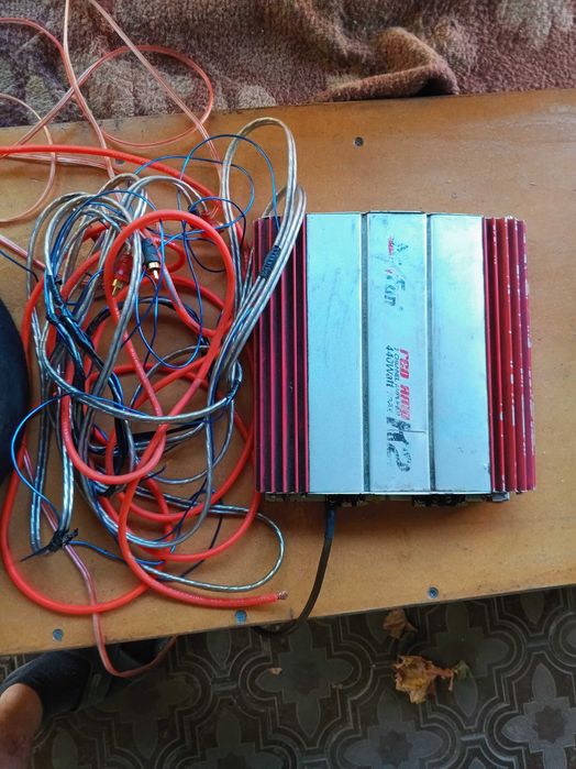 Продам усилок и саб