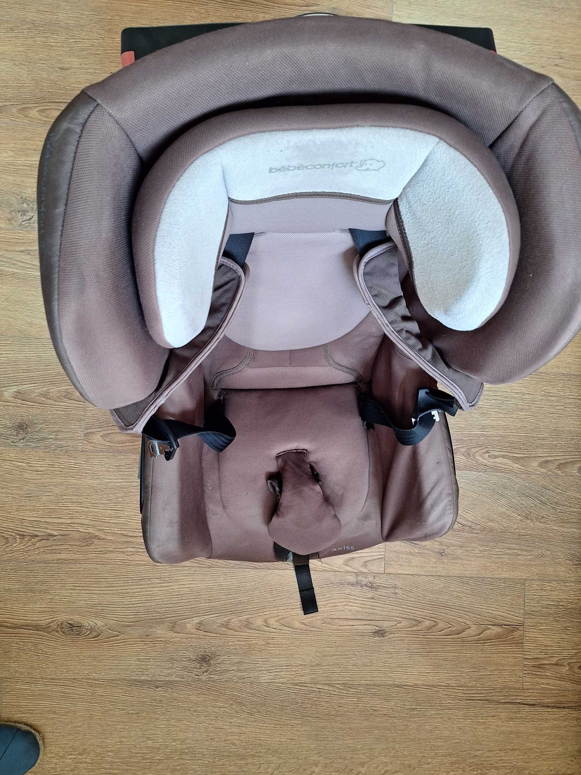 Cadeira Bebeconfort Axiss, grupo 1 com Isofix (RODA 90°)