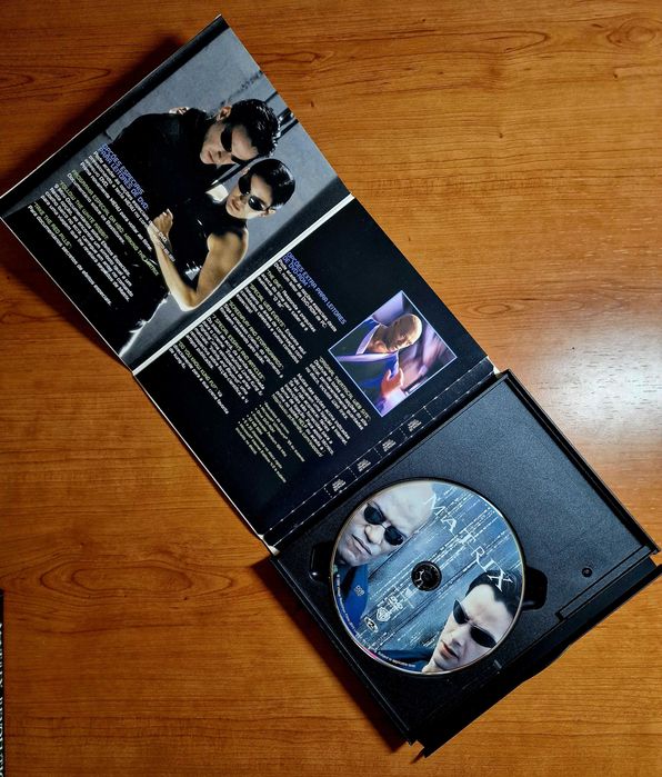 Trilogia MATRIX 5DVDS(Keanu Reeves/Carrie-Anne Moss/Laurence Fishburn)