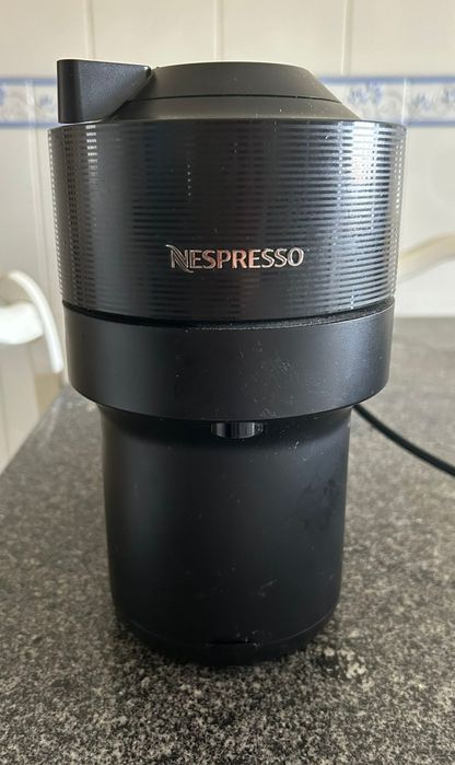 Máquina de café Nespresso Vertuo Pop