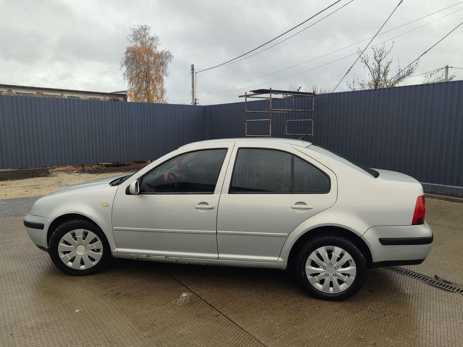 Bora 1.9TDI Мех КПП!!