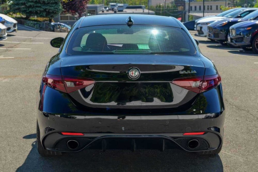 Alfa Romeo Giulia Ti Sport      2019