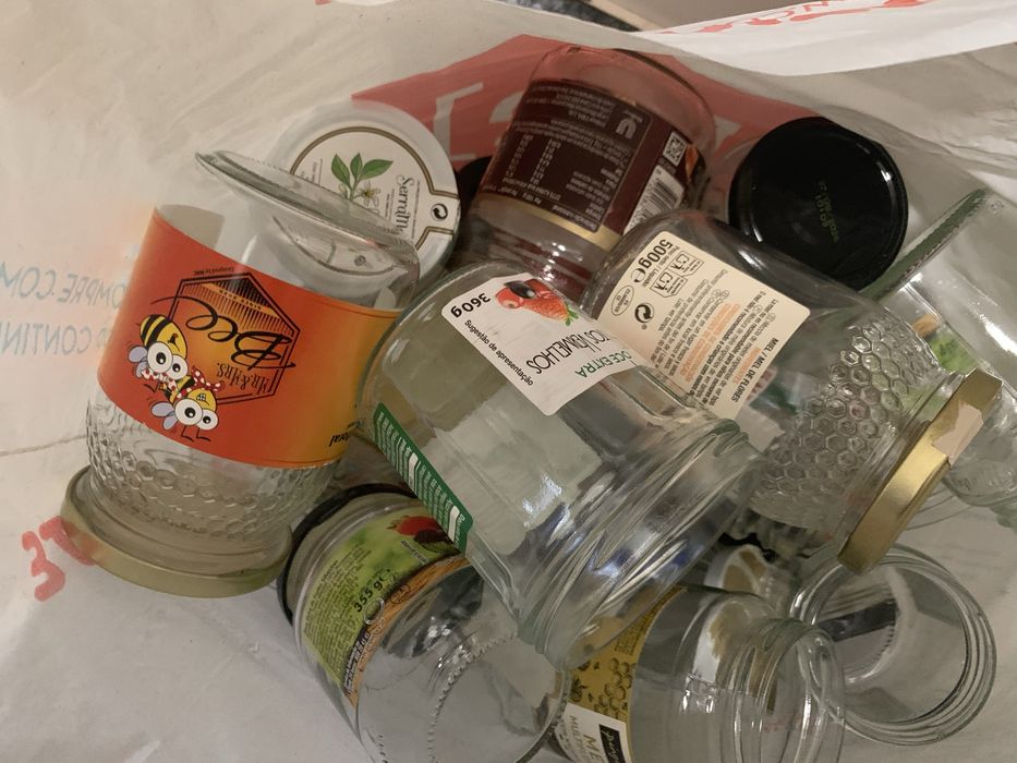 Doa- se potes de vidro de diversos tamanhos