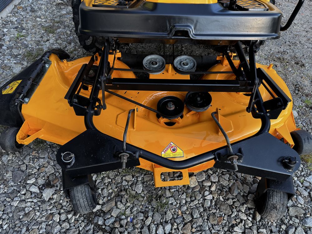 Traktorek Zero Turn Cub Cadet FMZ50 Kawasaki 22 KM 2 cyl