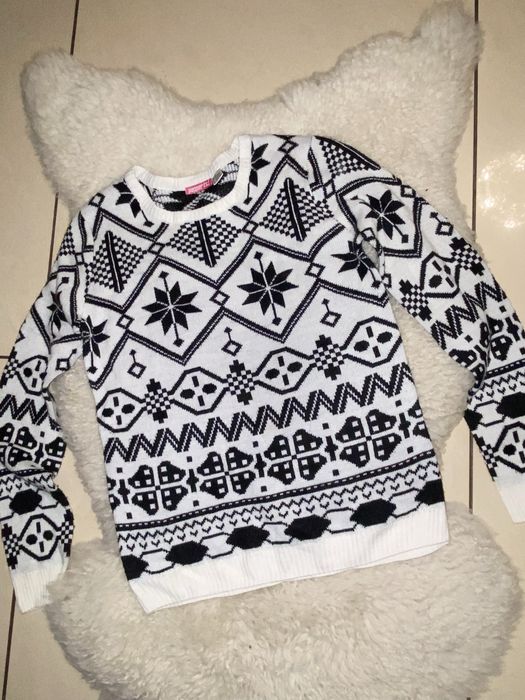 Świąteczny sweter Pepperts rozm XS/S  norweski wzór sesja