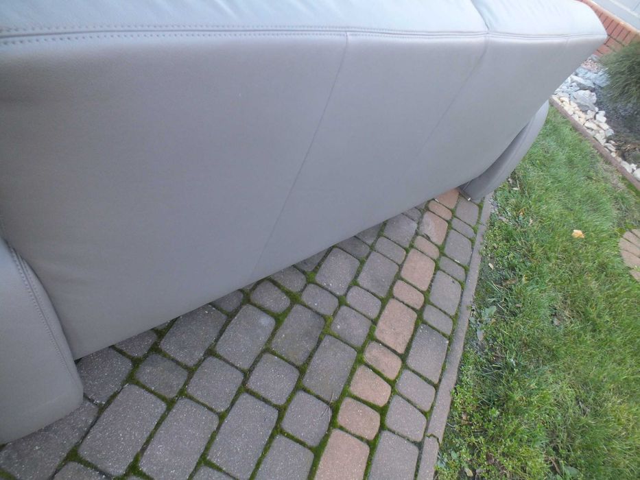 Wypoczynek skórzany firmy Musterring kolor szary.