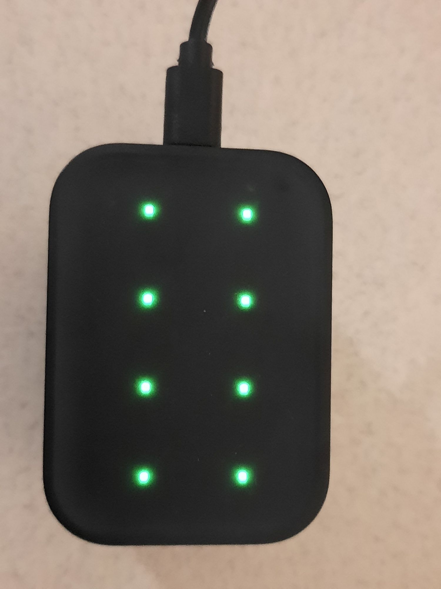 Батарейки акумуляторні AA 1.5v Li-ion 8шт.  +футляр зарядка