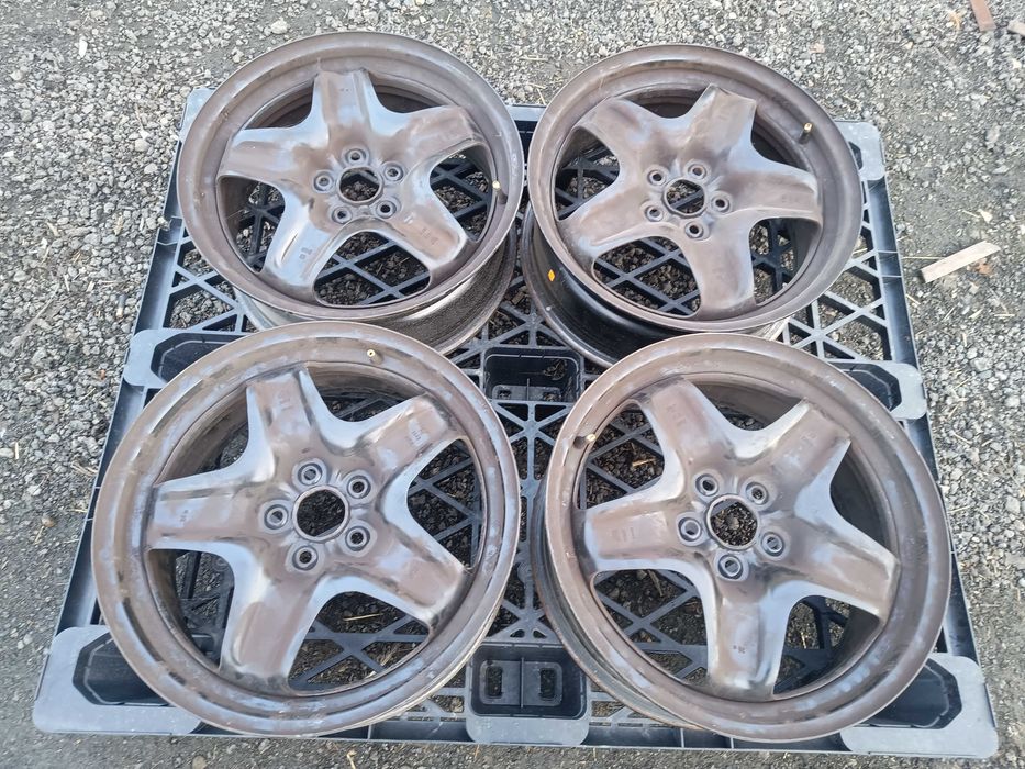 Felgi stalowe strukturalne Opel 17'' 5x105 + kołpaki