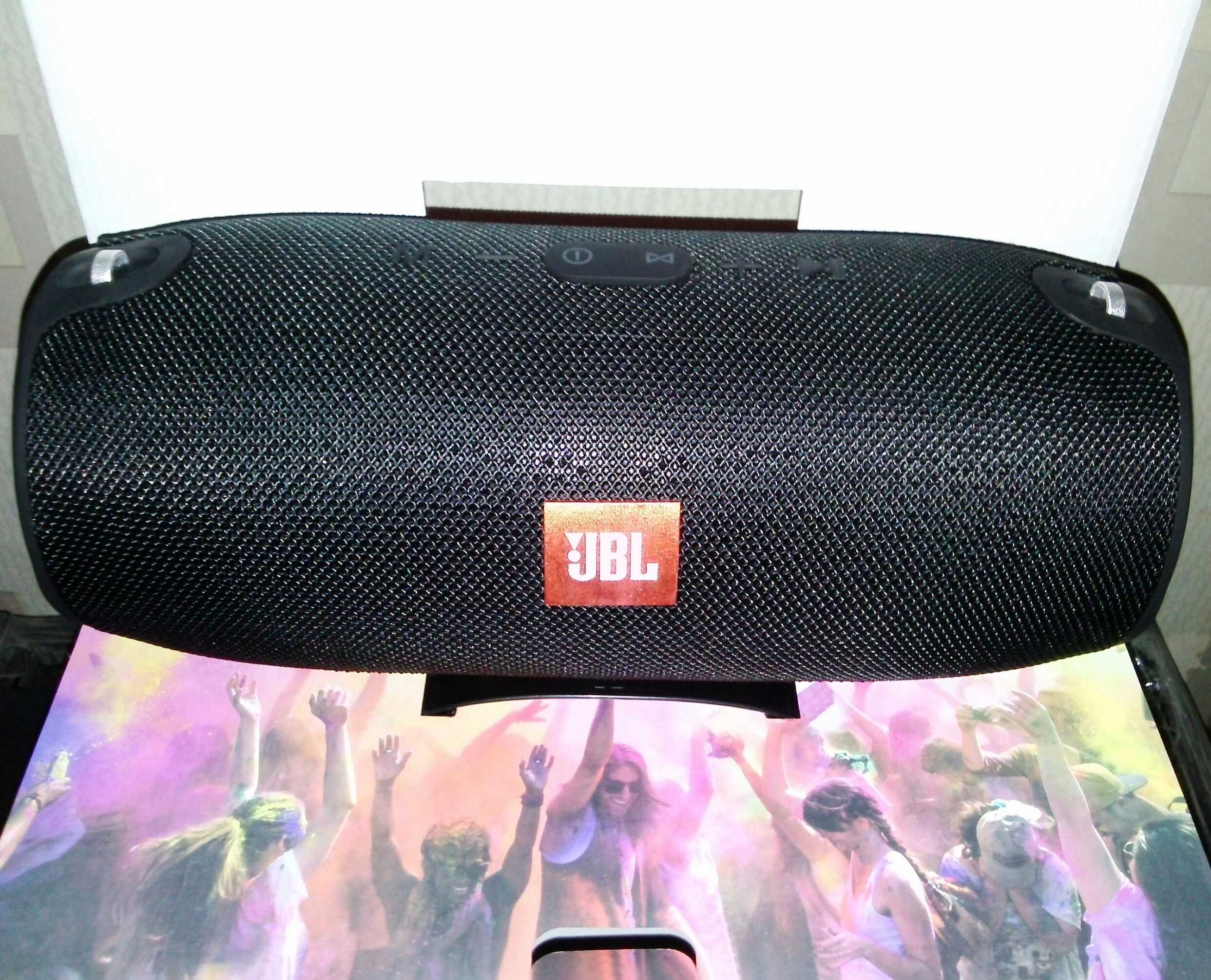 Большая колонка JBL XTREME (НОВАЯ в упаковке)для истинных меломанов!