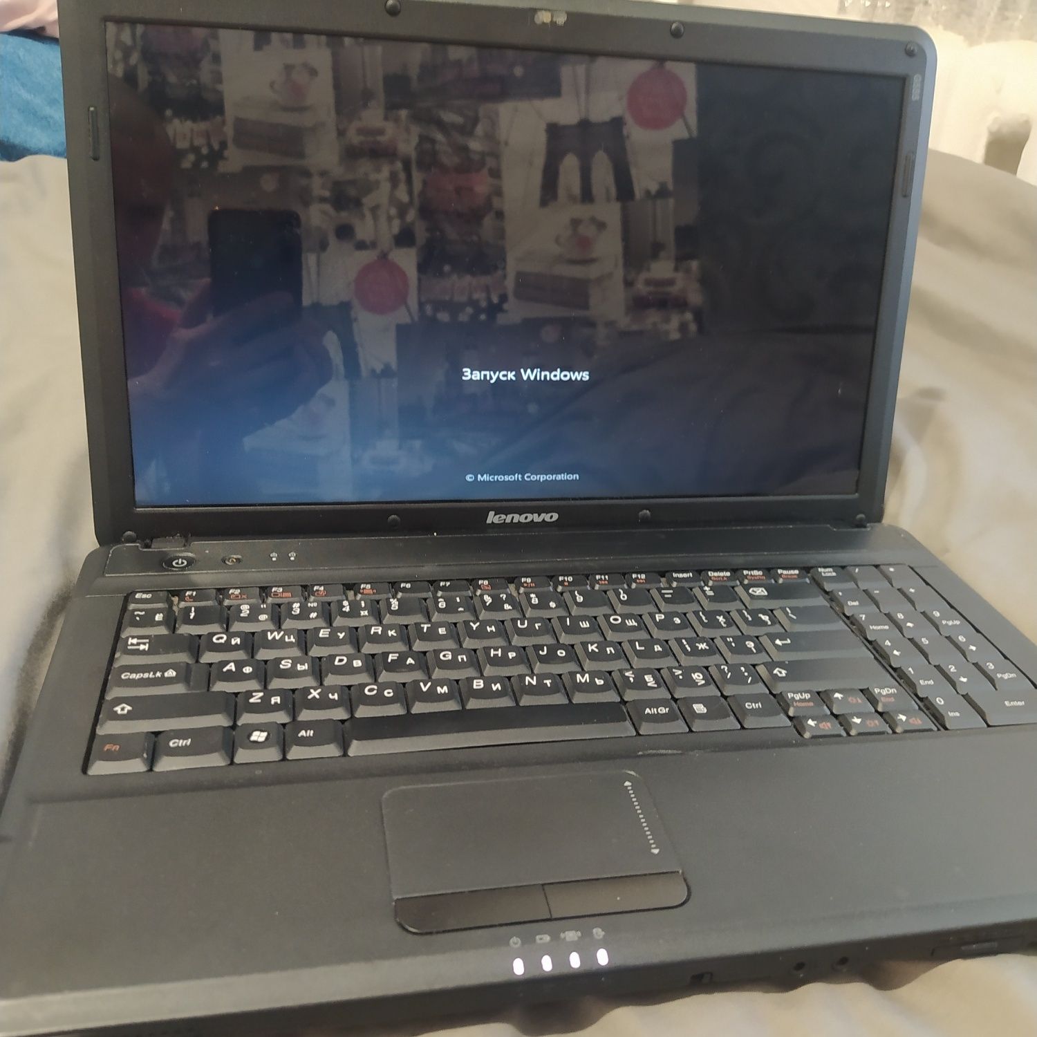 Продам ноутбук Lenovo g 555