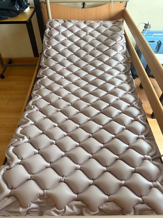 Materac przeciwodleżynowy