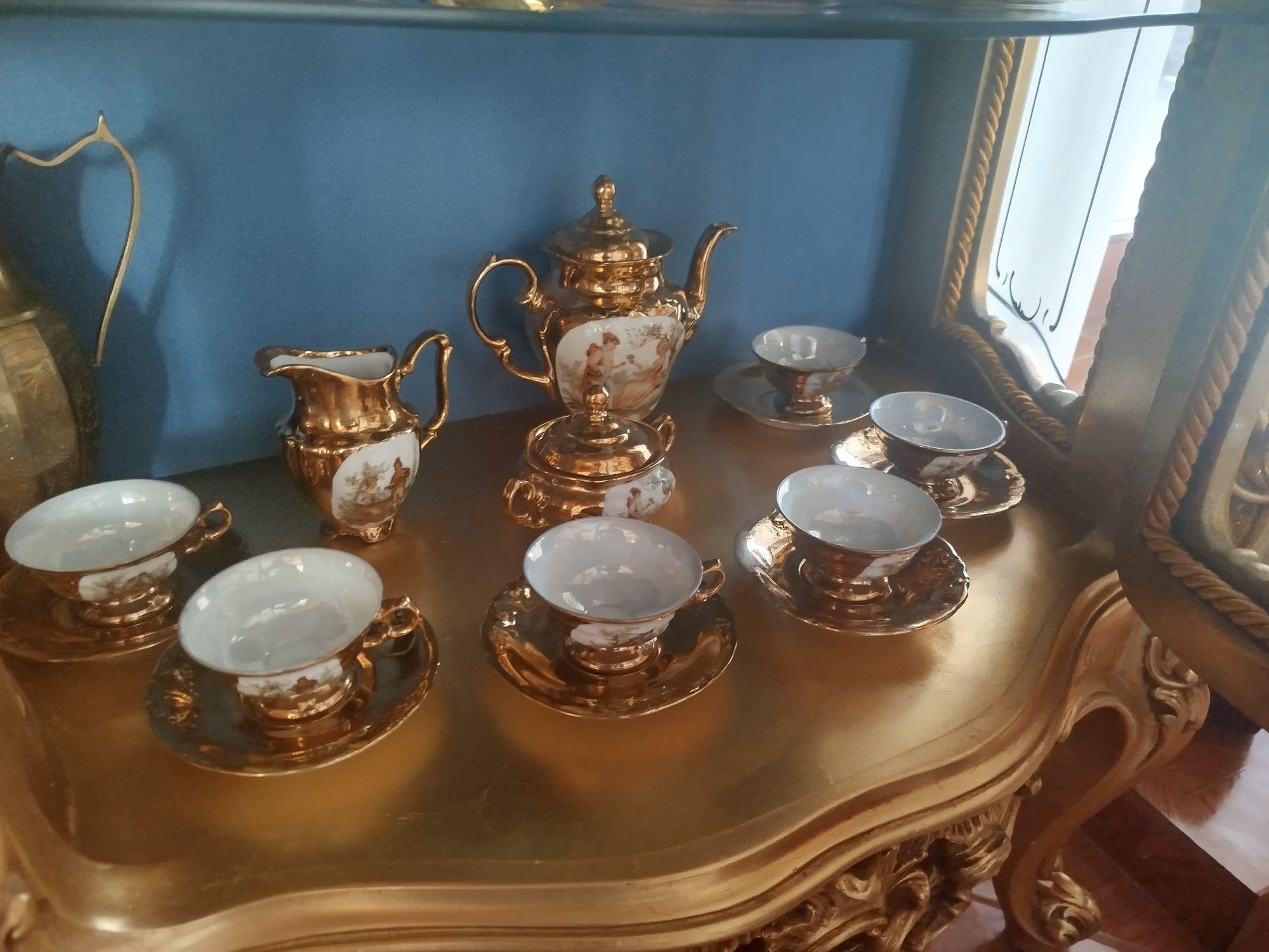 Porcelana złocona z Wałbrzycha