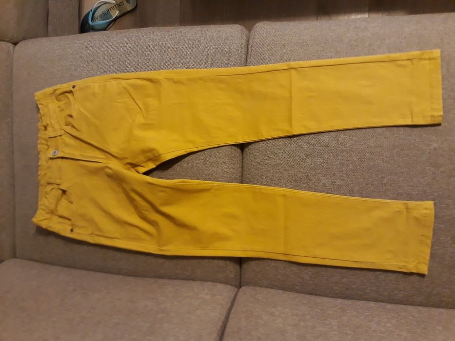 Spodnie dla chłopca rozmiar 152