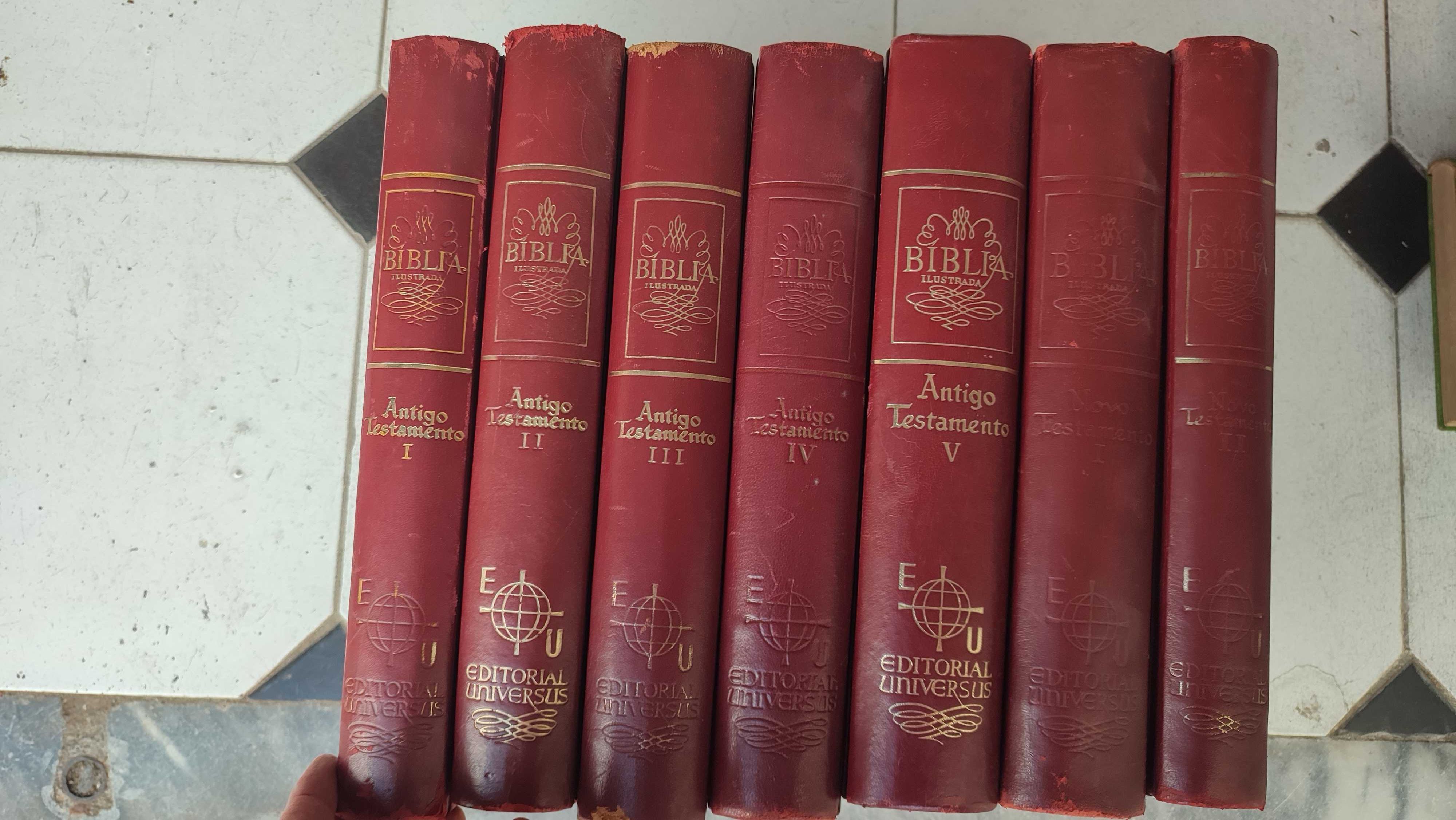 Biblia Ilustrada - Editorial Universus, 1961 - 7 Volumes