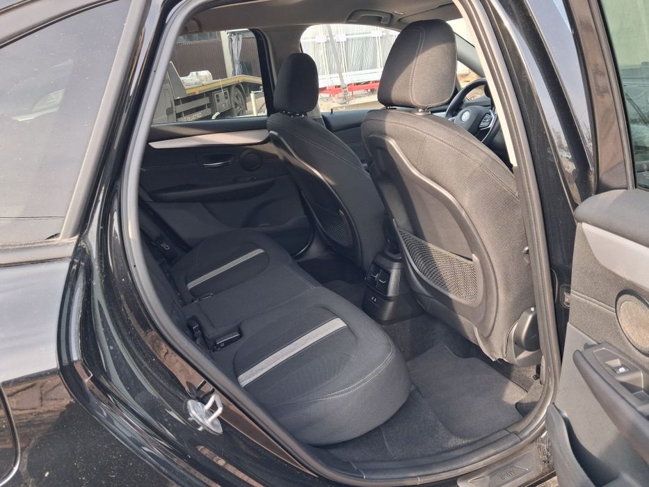 Bmw 2 f46 2022 jak nowa