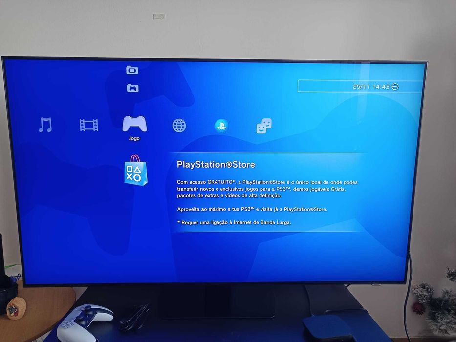 PS2 e PS3 Slim com comandos e jogos