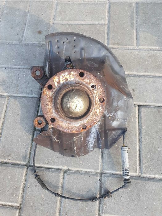 BMW 3 E46 Zwrotnica Piasta Przód Prawa Lewa Czujnik ABS