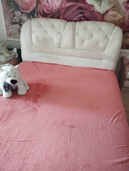 Продам шикарную белую двохспальную кровать