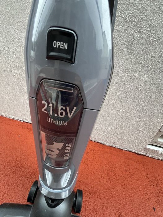 Aspirador rowenta vertical