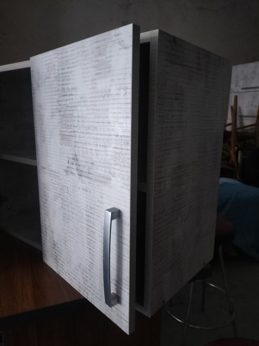 Szafka wisząca, pojedyncza