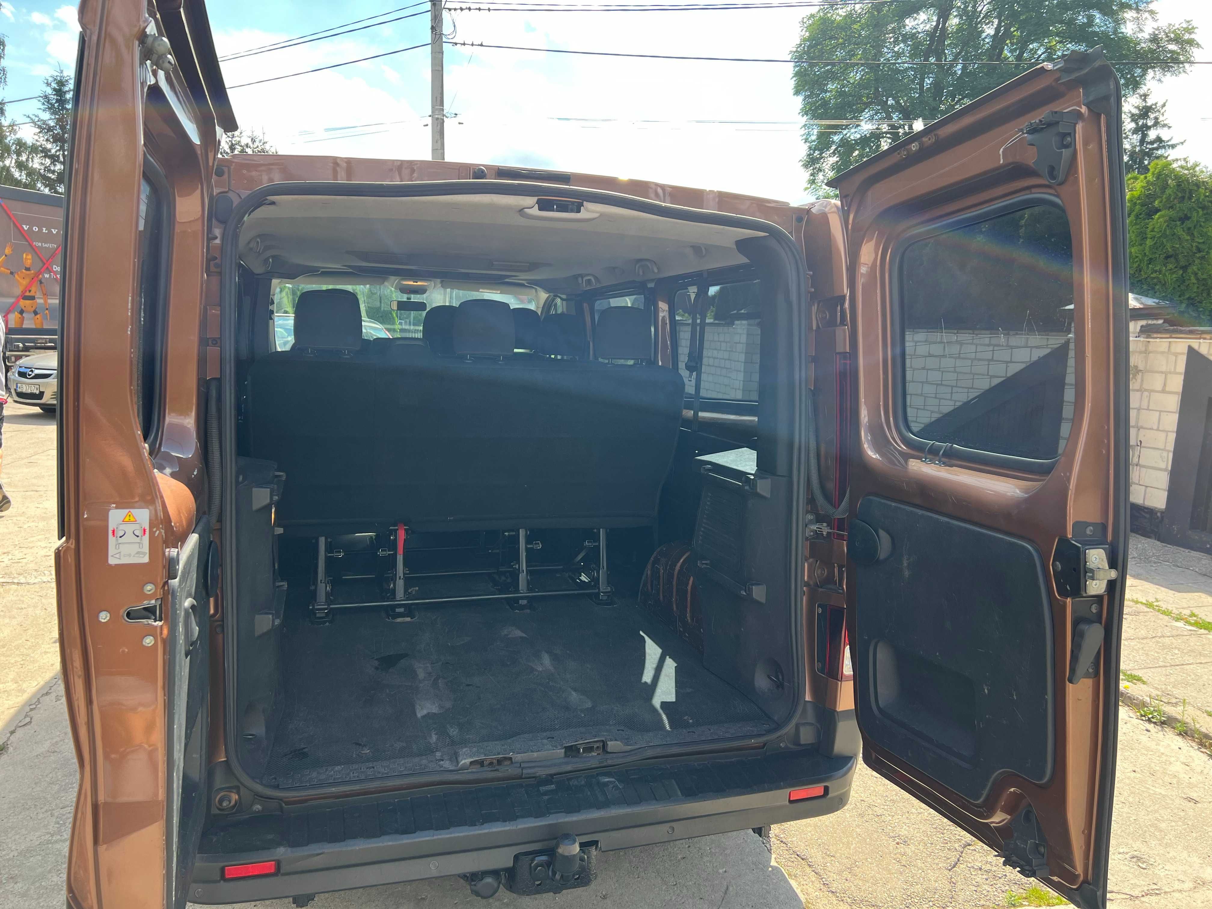 Renault Trafic III LONG 9-osobowy Faktura VAT 23%