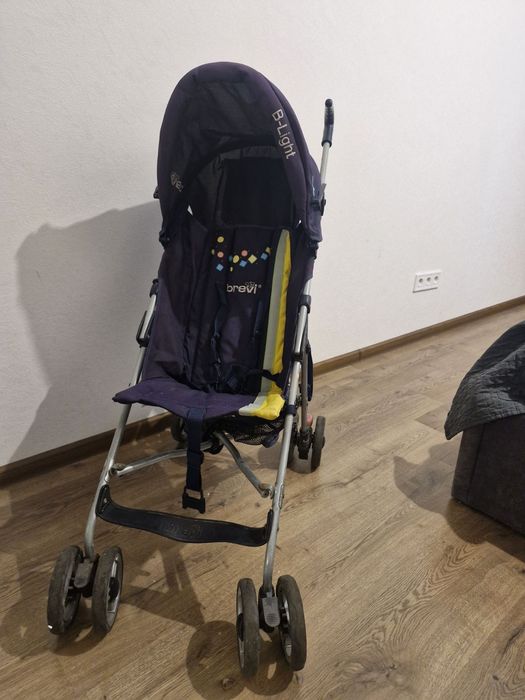 Прогулянкова коляска brevi