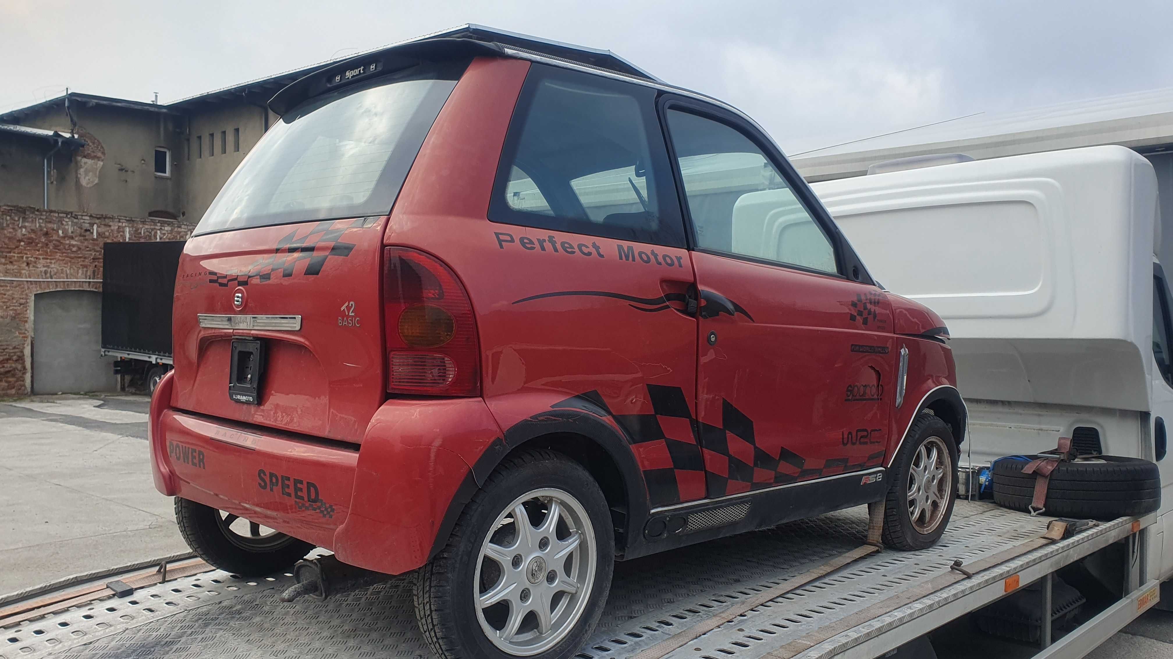 Italcar Greclav Eke, bez prawa jazdy, uszkodzony, Microcar