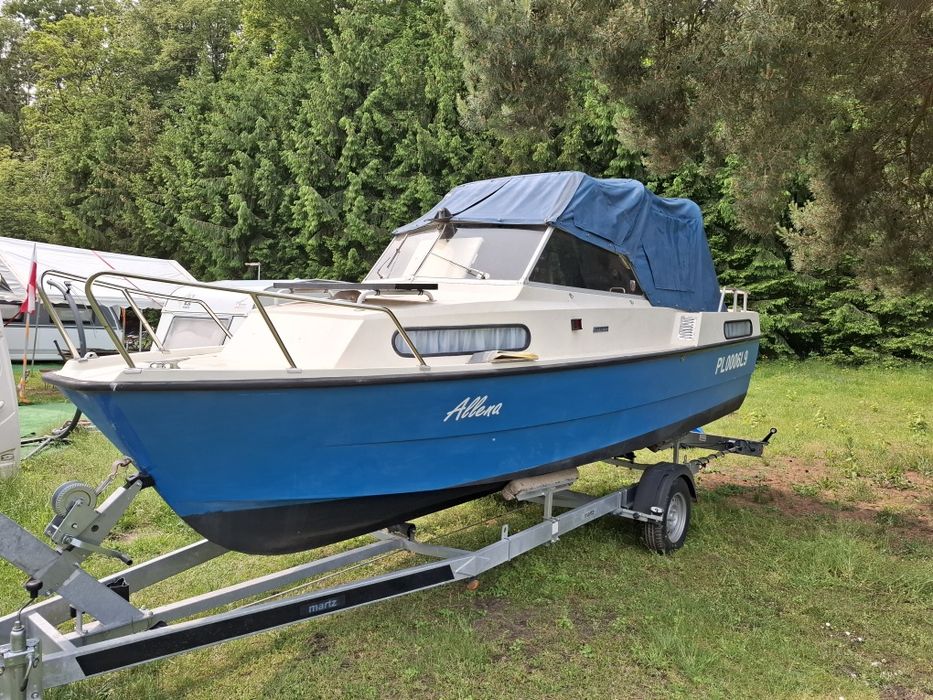 Łódź motorowa houseboat Fisksatra Folkparca VOLVO 115HP