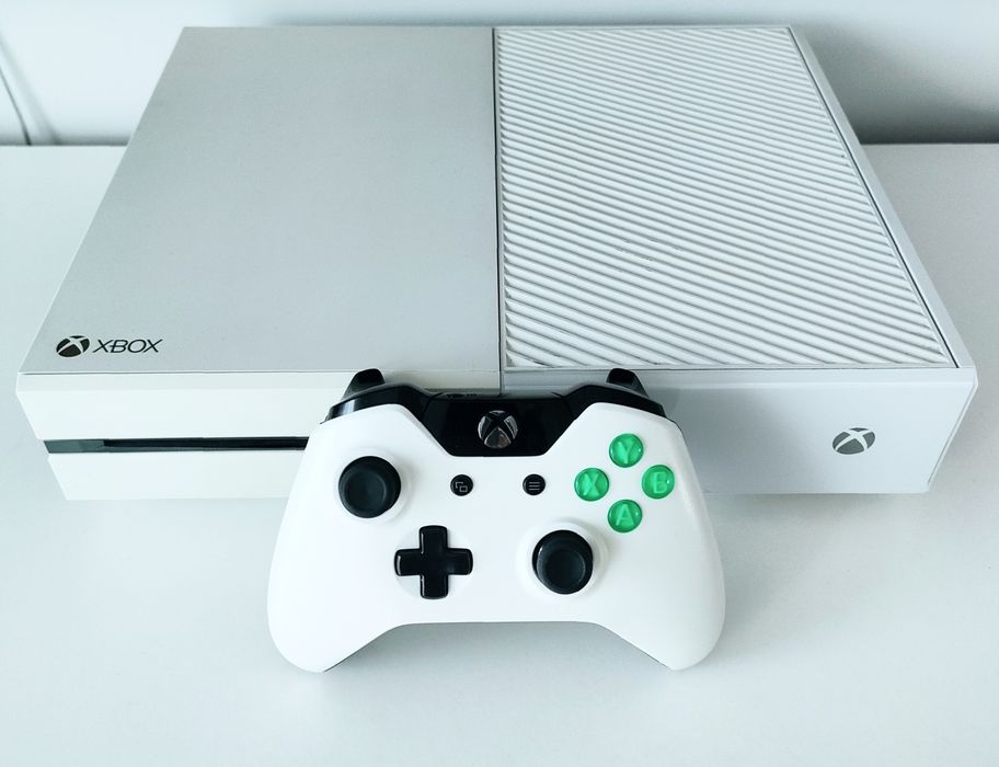 XBOX one zestaw / stan bardzo dobry