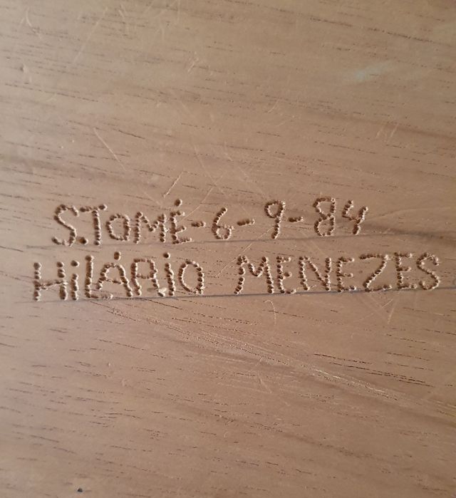 Quadros em madeira. Artesanato São Tomé e Principe