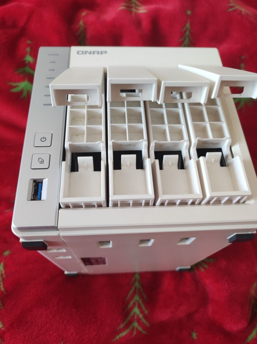 Serwer / dysk sieciowy QNAP TS-431P