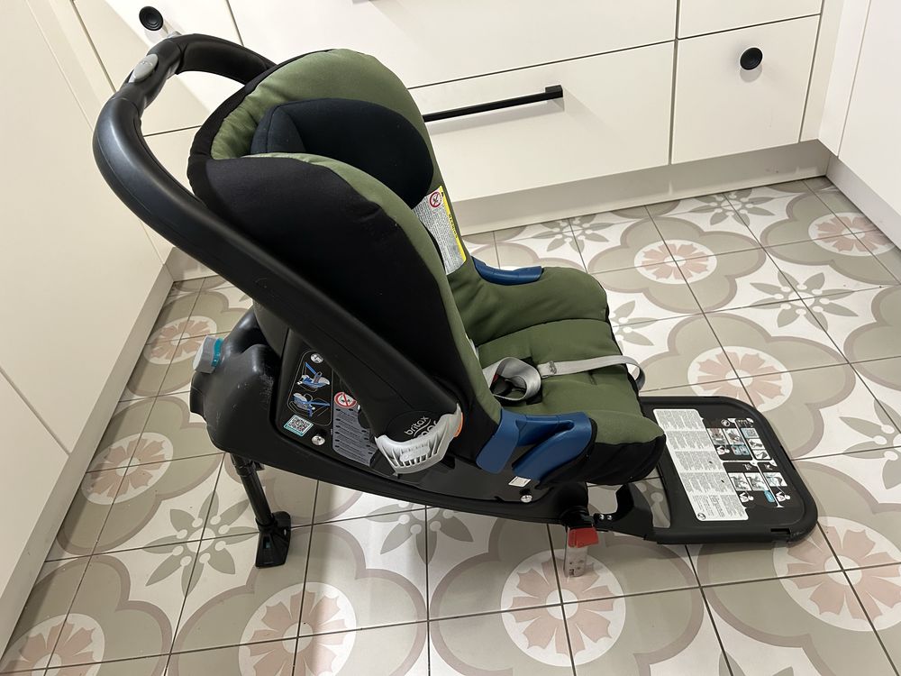 Fotelik Nosidełko z Baza ISOFIX Britax Romer