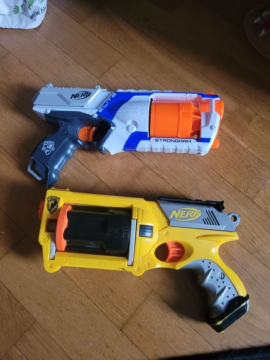 Автомати  Nerf пістолети