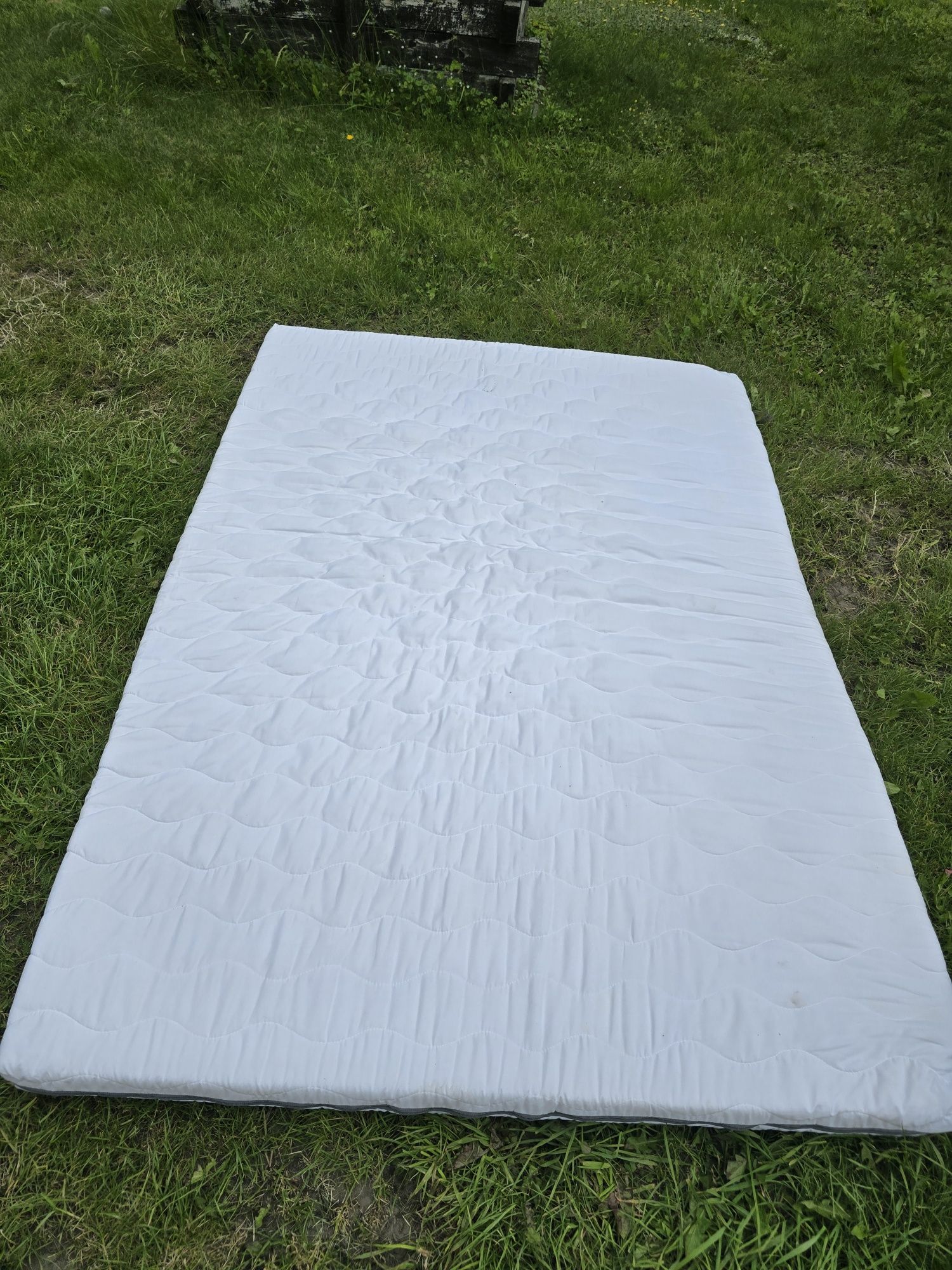 Materac 130x190x10 kamper