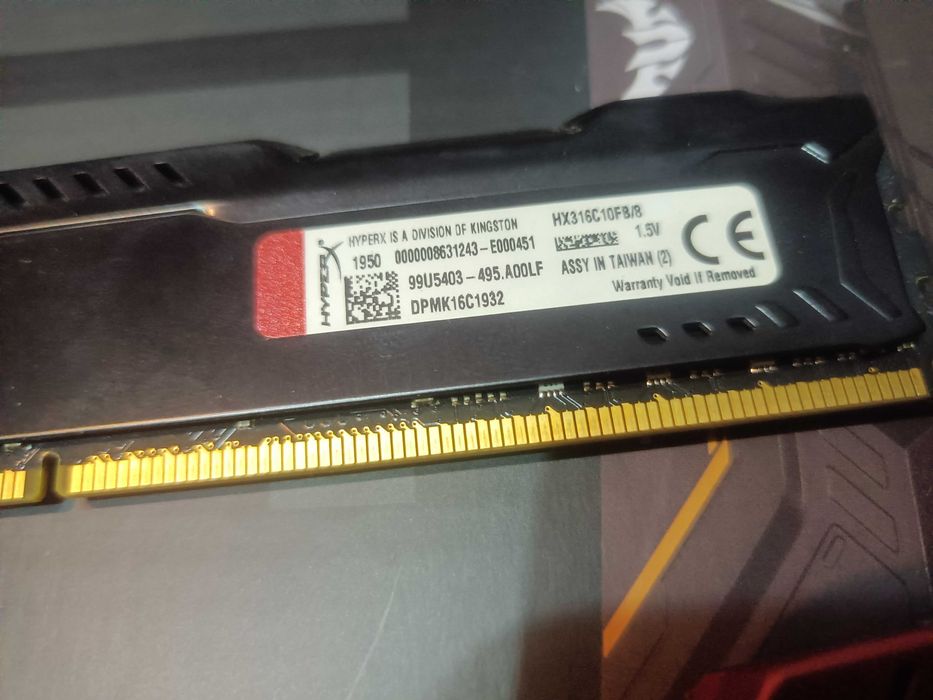 Pamięć RAM DDR3 FURY HYPERX {16gb w dwóch kościach)