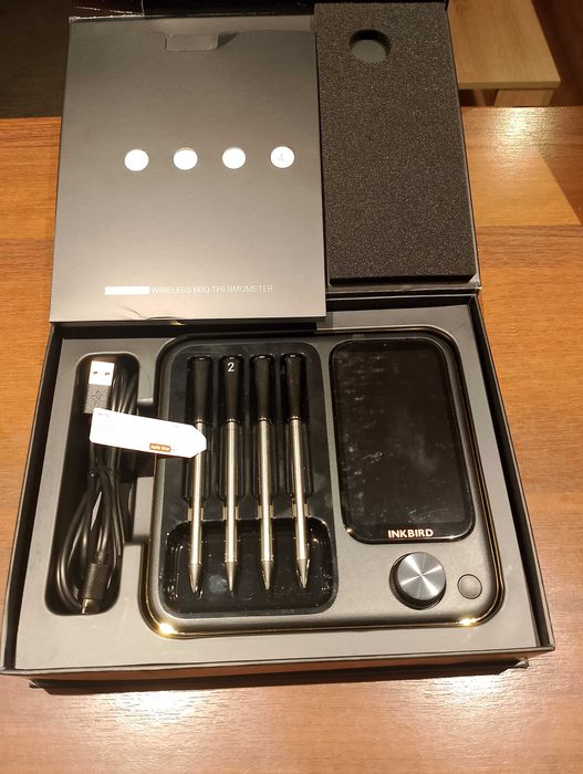 Bezprzewodowy termometr do mięs i grila