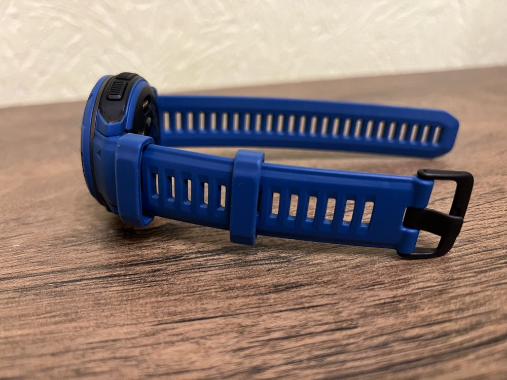 Смарт-часы Garmin Instinct Crossover Solar Tidal Blue