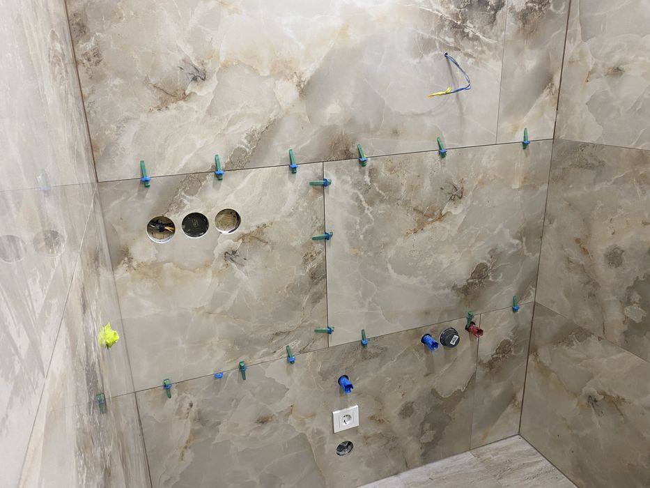 Якісне вкладання плитки, плиточники професіонали робимо з плиткою все