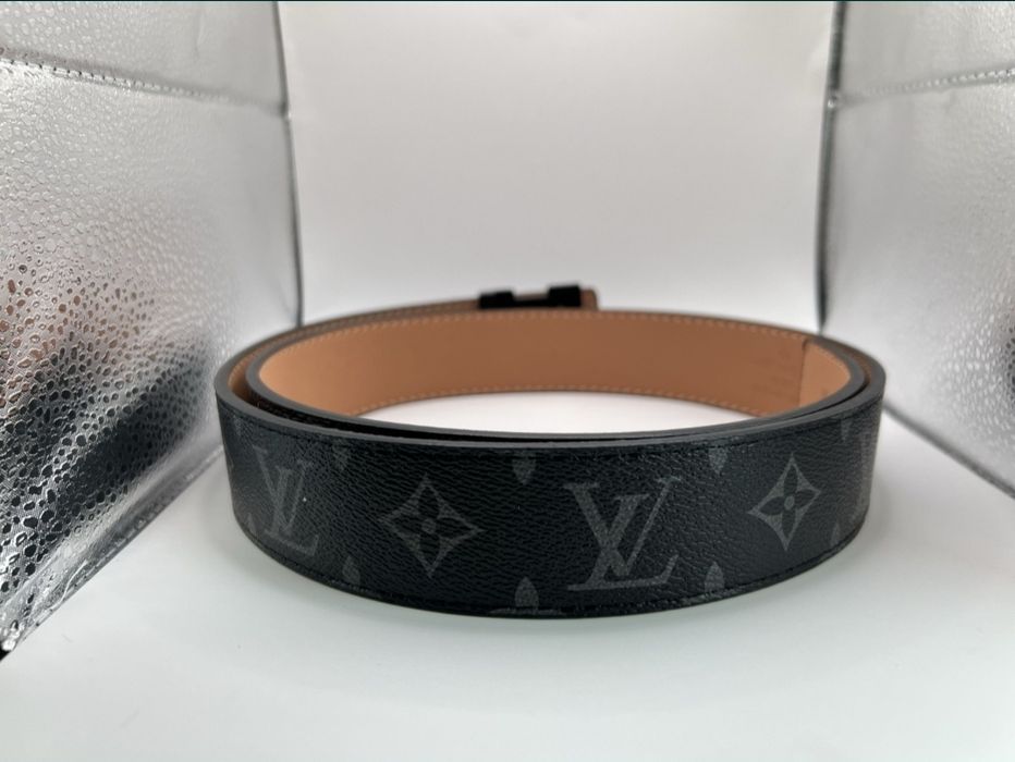 Cinto Louis Vuitton preto e cinza