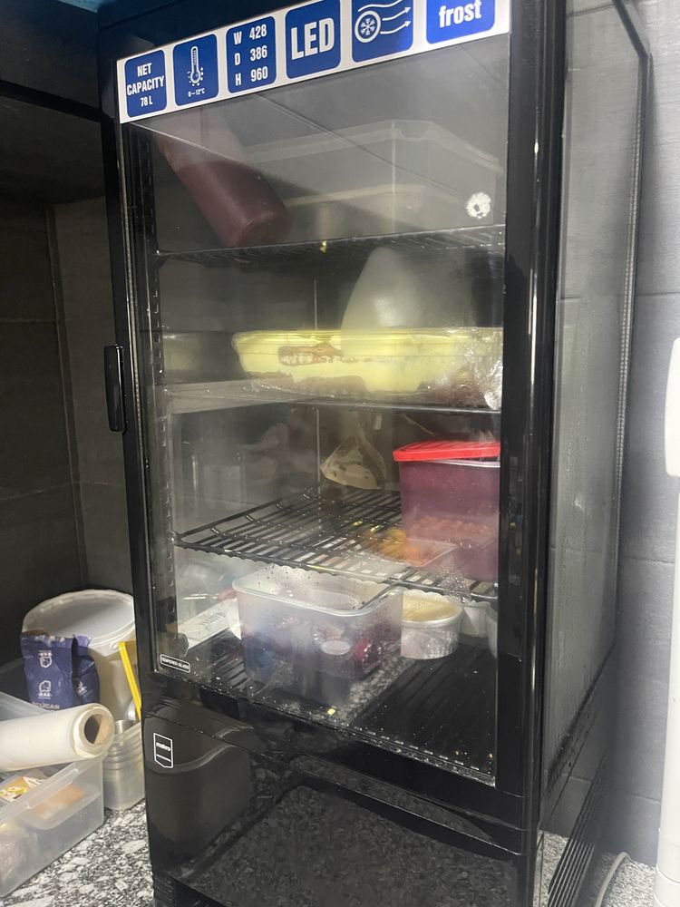 Vendo expositores refrigeradores para sobremesas