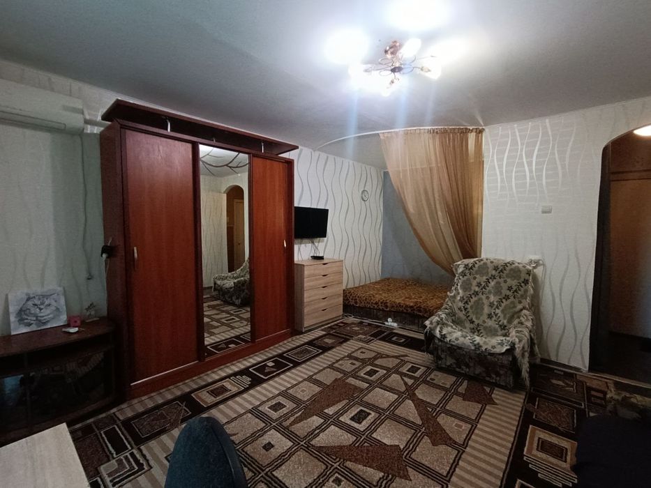 Сдам 1к. Калиновая/Янтарная 9/10  кирп.дома с техникой