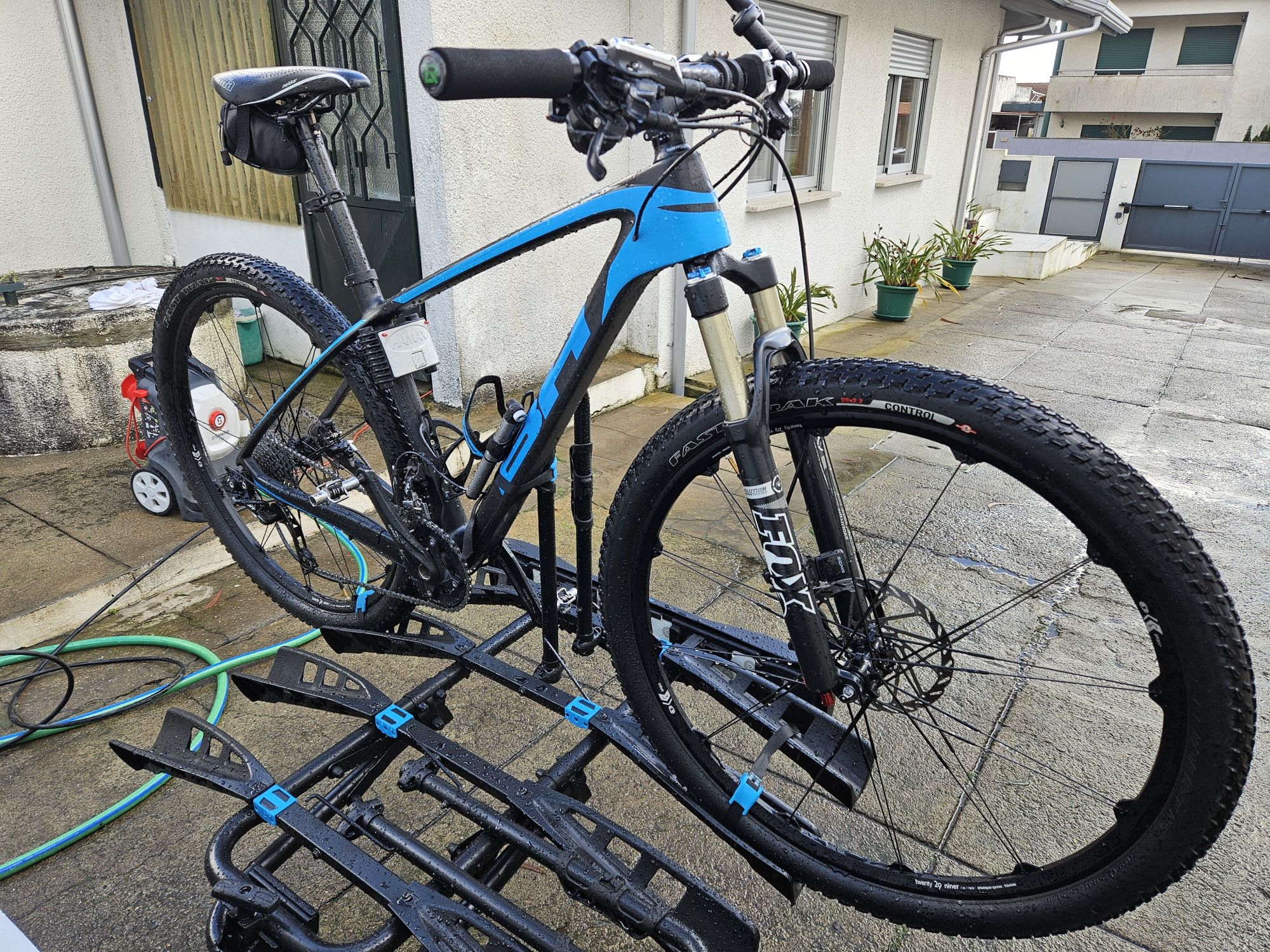 Bicicleta btt BH Ultimaite 29 carbono