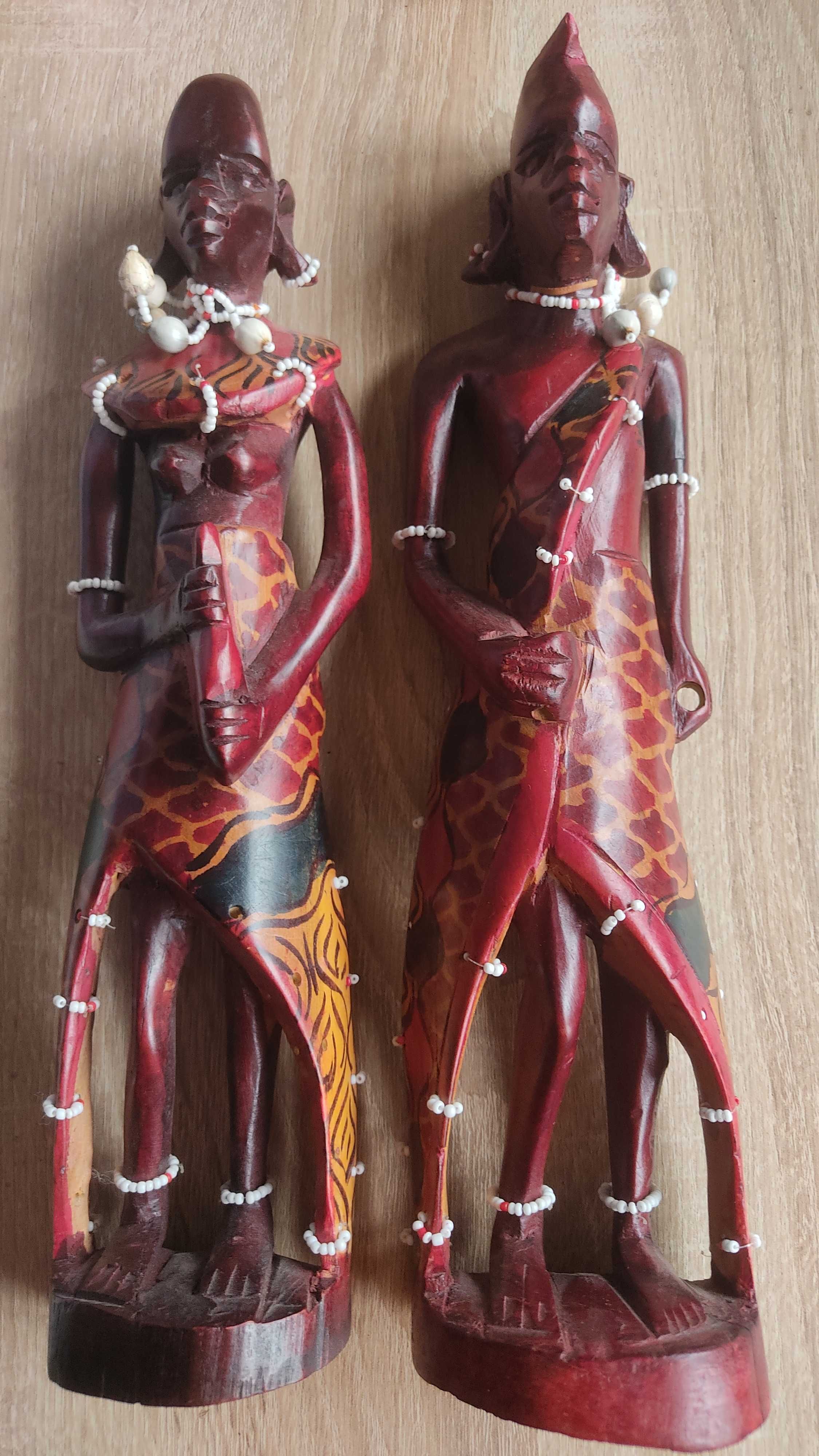 Estatuetas africanas [decoração]