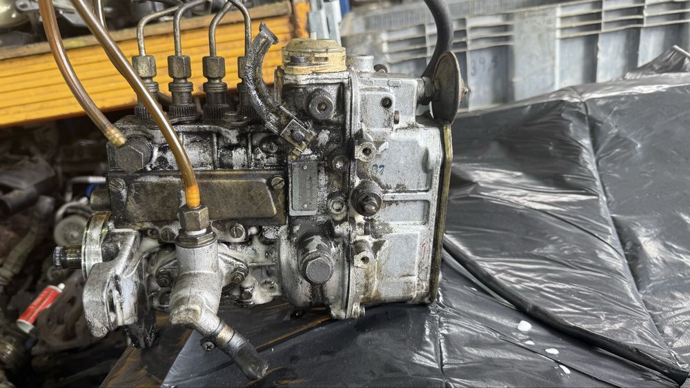 BOMBA INJETORA MERCDES W124 200D 190 D 300 D