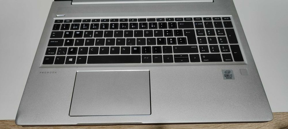 HP Probook 450 G7 – Intel i7 10510u – 32 GB RAM – 512 GB m2 + 1 TB HDD