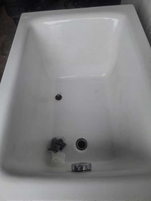 Mała wanna 120 na 70 używana.obniżka do soboty 22 listopada
