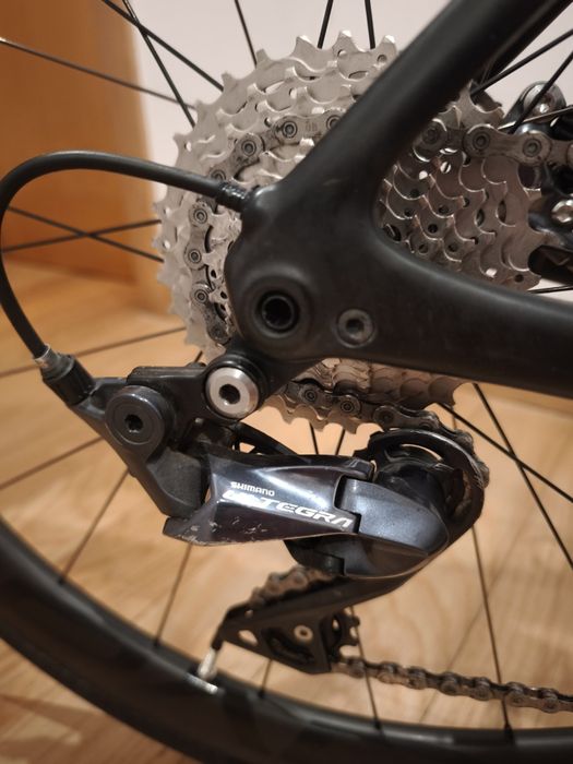 Specialized Tarmac SL6 carbono

Specialized Tarmac SL6 (carbono)